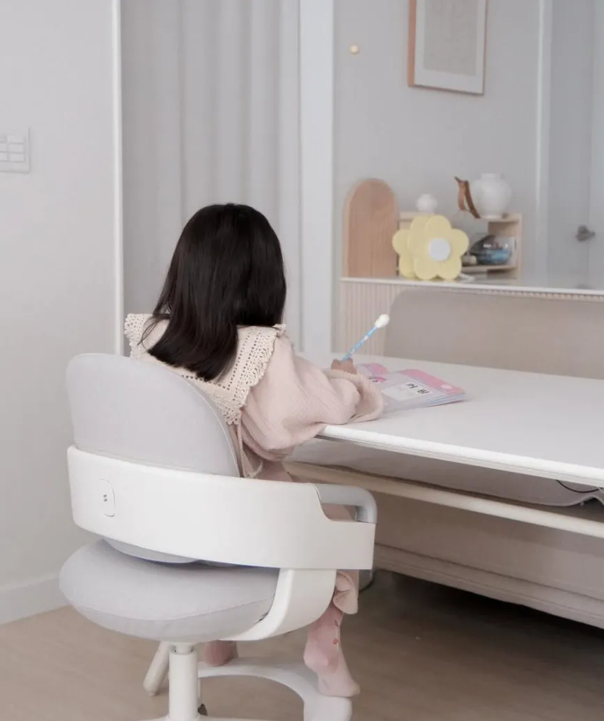 GHẾ CÔNG THÁI HỌC FURSYS RINGO