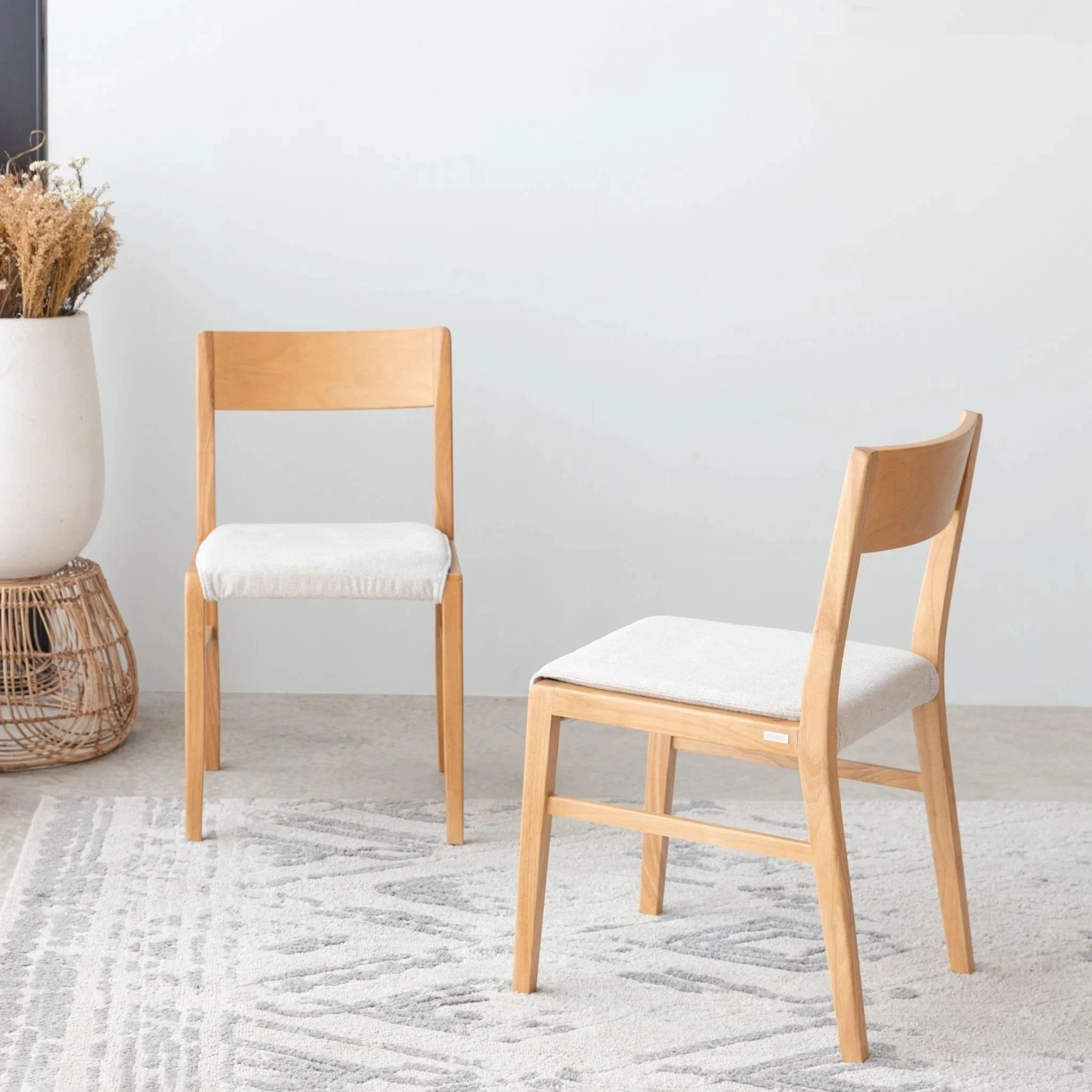 Bộ Bàn Ăn Gỗ Cao Su Tự Nhiên MOHO VLINE 602 (75cm)
